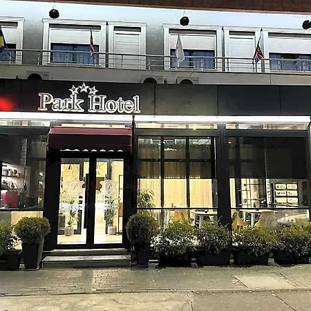 Park Tirana Hotel 3*