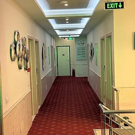 Hotel Park Tirana Babrru